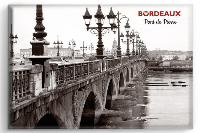 Magnet représentant le Pont de Pierre à Bordeaux