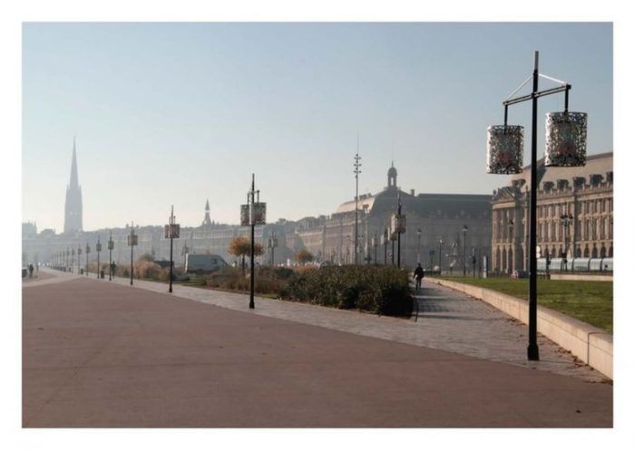 Carte postale Bordeaux Les Quais vers Saint Michel