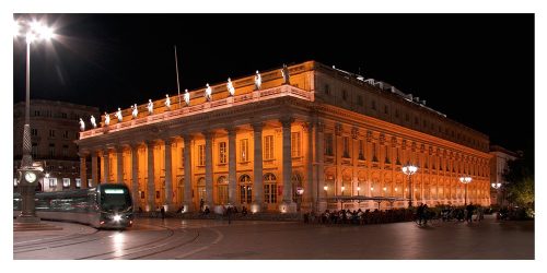 Carte postale panoramique de Bordeaux, le Grand Theatre la nuit