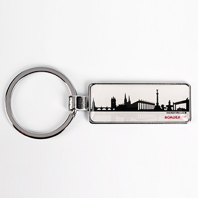 https://www.bordeaux-shop.fr/wp-content/uploads/2017/07/porte-cle-Skyline-Bordeaux-Shop-cadeau-souvenir.jpg